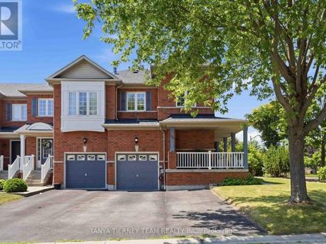 96 Robideau Place, Whitby, ON, L1R 3G7 house for sale | Listing ID E13670 | Royal LePage