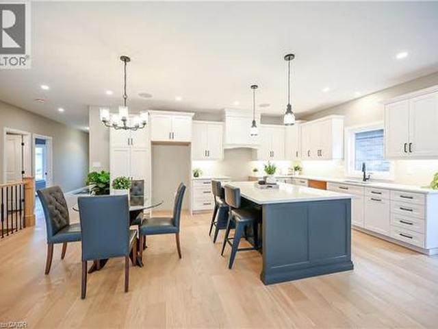 96 St. Michael'S Street, Delhi, ON, N4B 0A3 house for sale | Listing ID 40850 | Royal LePage