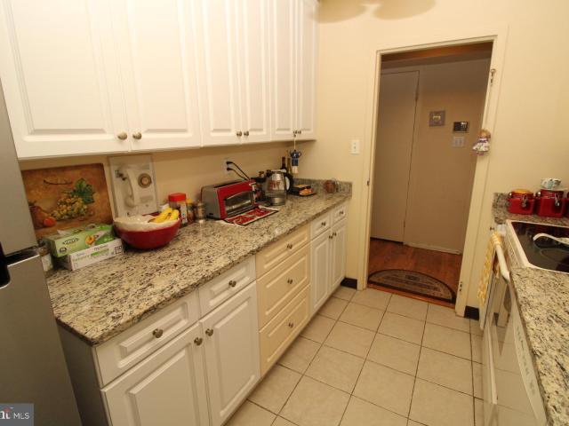 9701 Fields Rd, Unit 407, Gaithersburg, MD 20878 | MLS #MDMC2237
