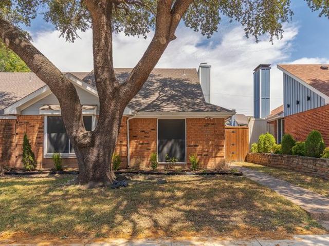 9703 Springtree Ln, Dallas, TX 75243