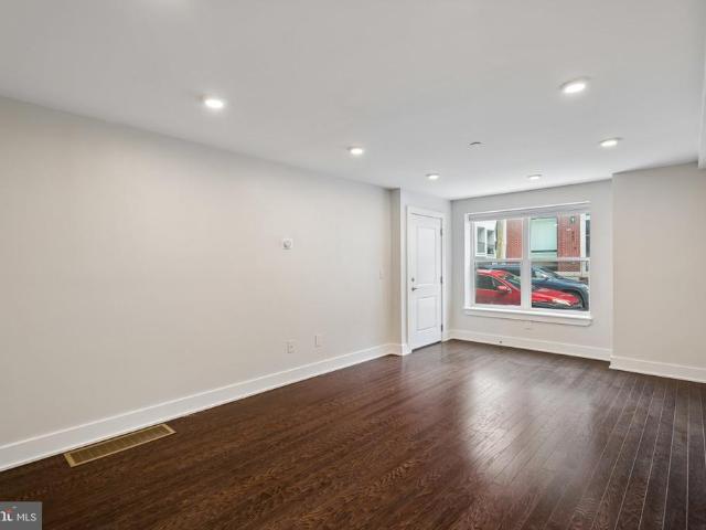 970 N Marshall Street # 7