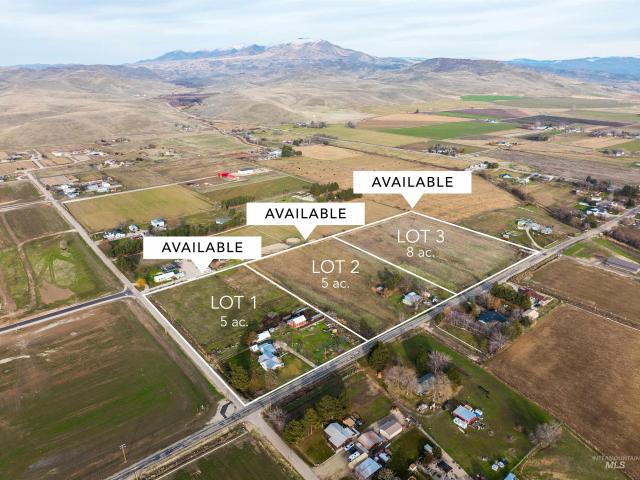 970 W Black Canyon Hwy