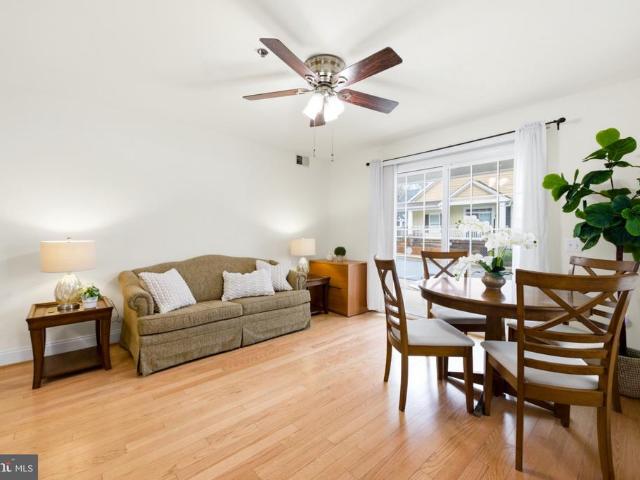 9717 Winery Court # 9717