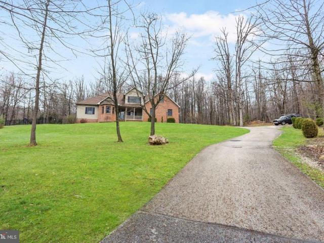 9718 Woodland Drive