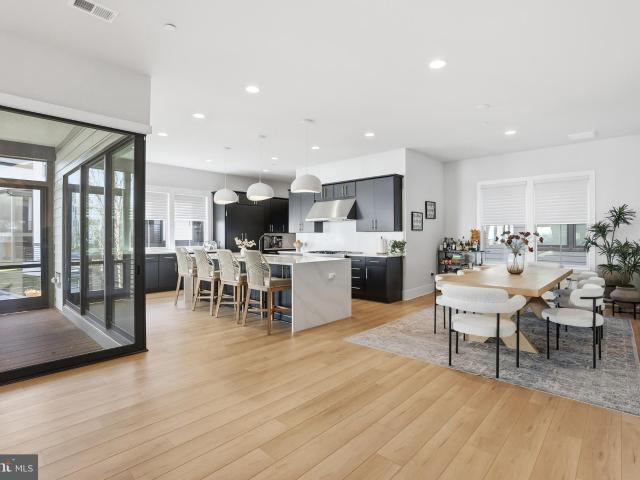 9725 Lantana Way, Bethesda, MD 20817 | MLS #MDMC2238