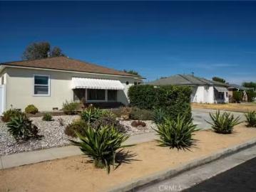9727 GLANDON ST, BELLFLOWER, CA 90706