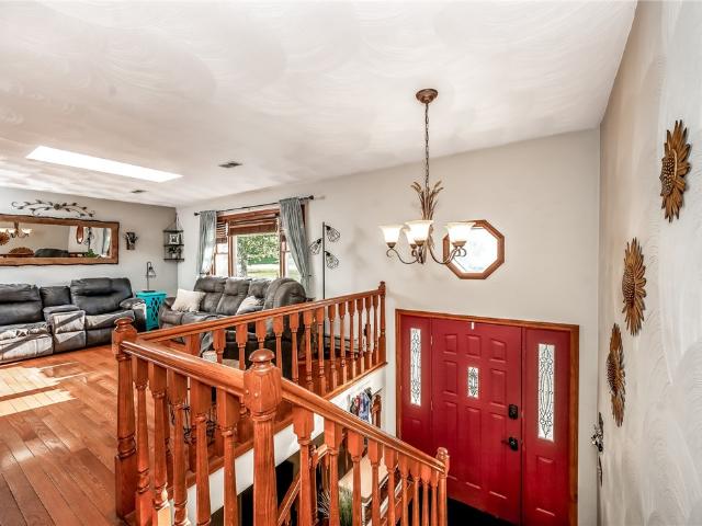 972 Barclay Rd
