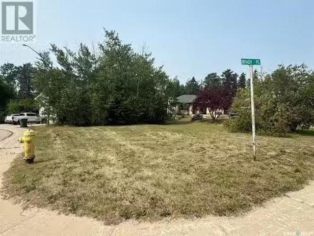 972 Brady Place, La Ronge, SK, S0J 1L0 vacant land for sale.