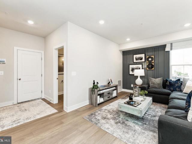 9738 Gaelic Place