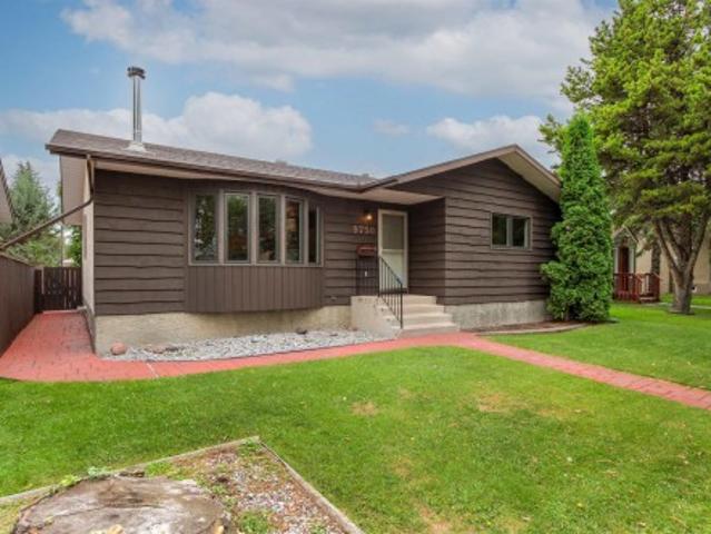 9730 Street Nw, Edmonton, AB, T5P 2G3 house for sale | Listing ID E4508 | Royal LePage