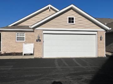 9733 Windy Ln, Unit 100, Fishers, IN 46037 | MLS #22098