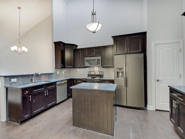 9733 Windy Ln, Unit 103, Fishers, IN 46037 | MLS #22095