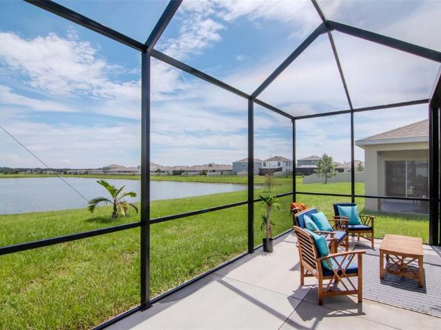 9744 Crescent Ray Dr, Wesley Chapel, FL 33545 | MLS #TB8461