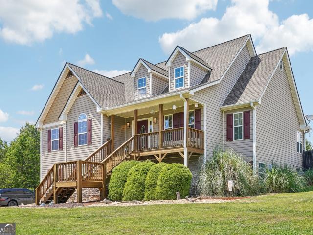 974 Honeysuckle Lane