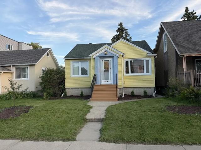 Furnished 4 Bed 2 Bath Newly Renovated House, Brand New 2 Car Oversized Garage