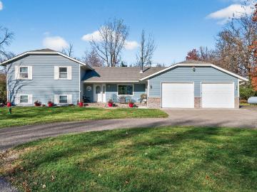 9753 Howard Lake Drive NE