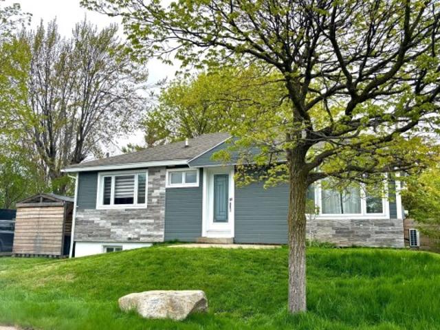 975 Av. Jules Armand, Laval Saint Vincent De Paul, QC, H7C 2E5 house for sale | Listing ID 21220 | Royal LePage