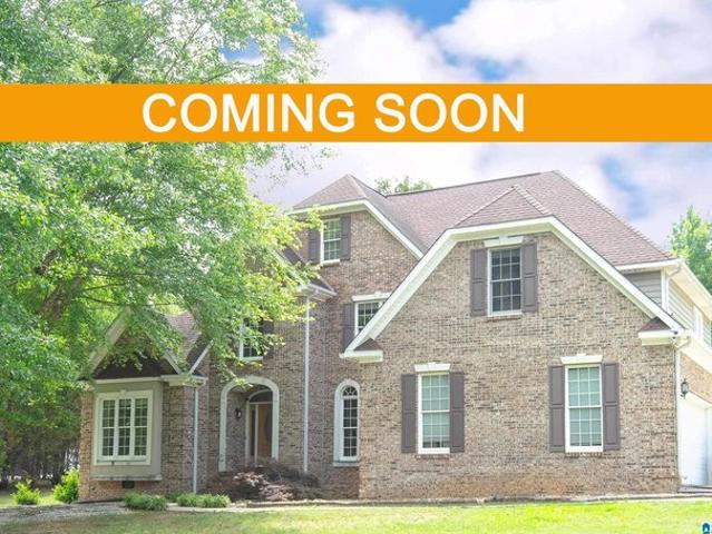 975 Avalon Ln, Anniston, AL 36207