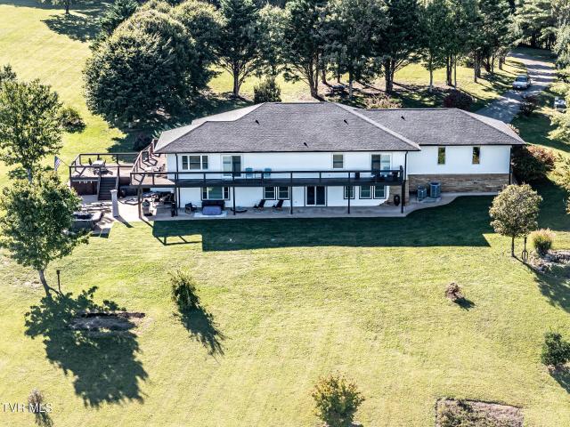 975 Boles Lane