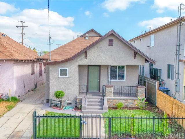 975 E 43rd