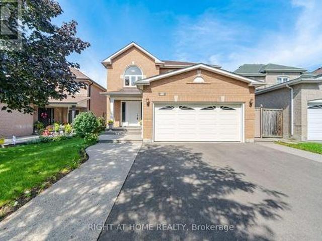 975 Mantle Crescent, Mississauga, ON, L5V 2G3 house for sale | Listing ID W13749 | Royal LePage