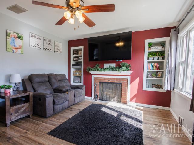 975 W Park Drive
