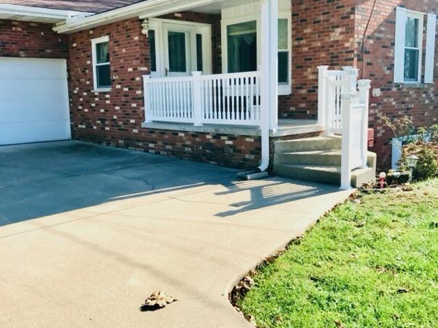 976 Braun Road