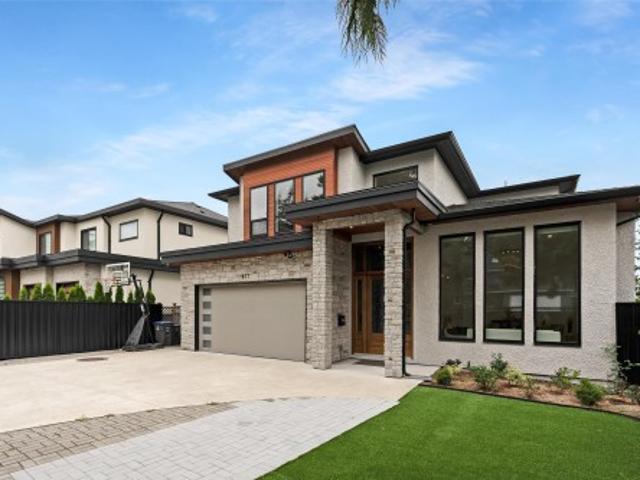 977 164 Street, Surrey, BC, V4A 4Y4 house for sale | Listing ID R3143 | Royal LePage