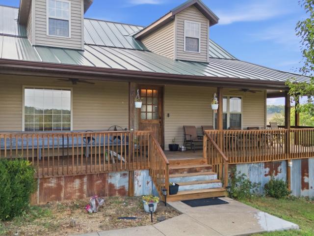 977 S Highway 137