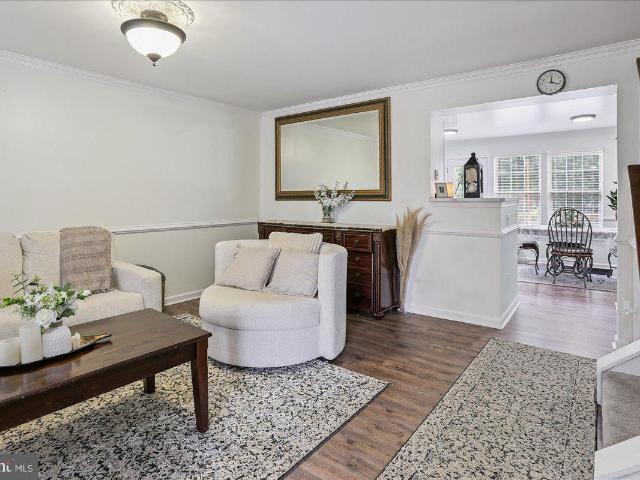 9781 Mock Orange Ct, Manassas, VA 20110 | MLS #VAMN2010