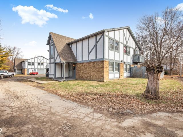 9783 Kingscross Court