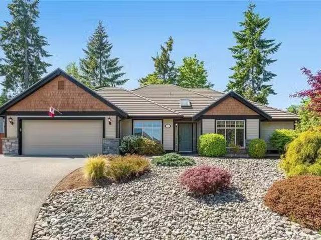 978 Cantebury Pl, Qualicum Beach, BC, V9K 0A1 house for sale.