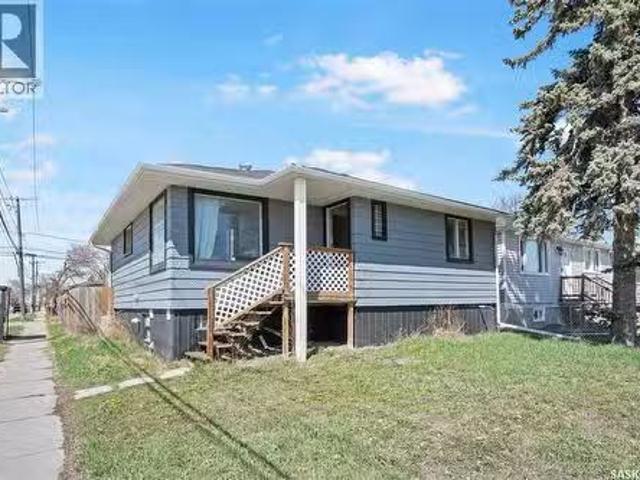 978 Lindsay Street, Regina, SK, S4N 3A6 house for sale List.