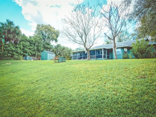 9795 NE 303rd Ave, Salt Springs, FL