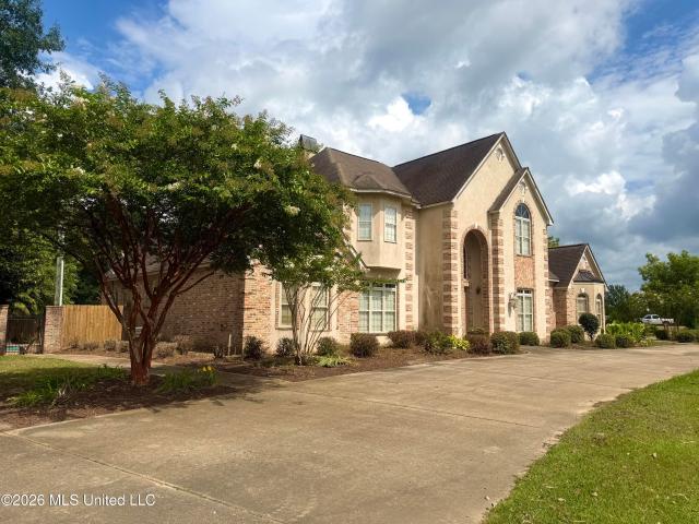 979 Auburn Drive