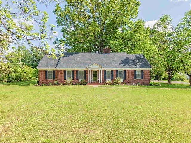 979 east poplar ave