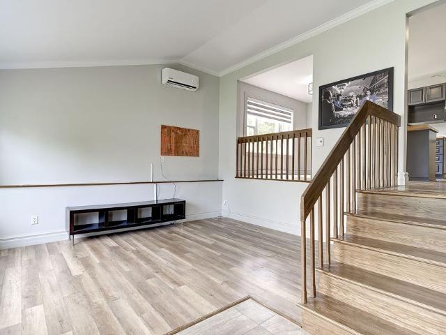 979 Rue du Ruisseau