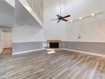 9809 Richmond Ave, Unit D5, Houston, TX 77042 | MLS #35296