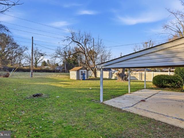 9809 Tolworth Circle