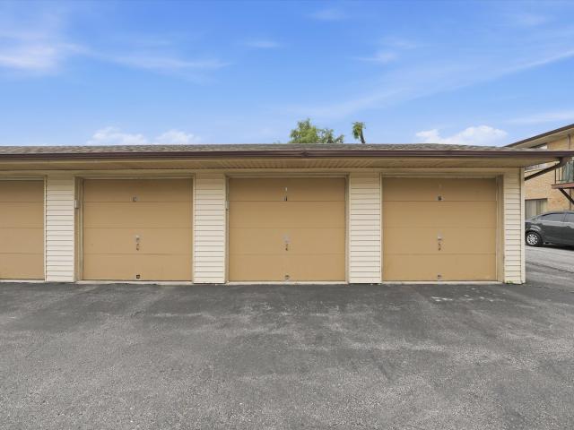 9800 Sayre Avenue # 2B