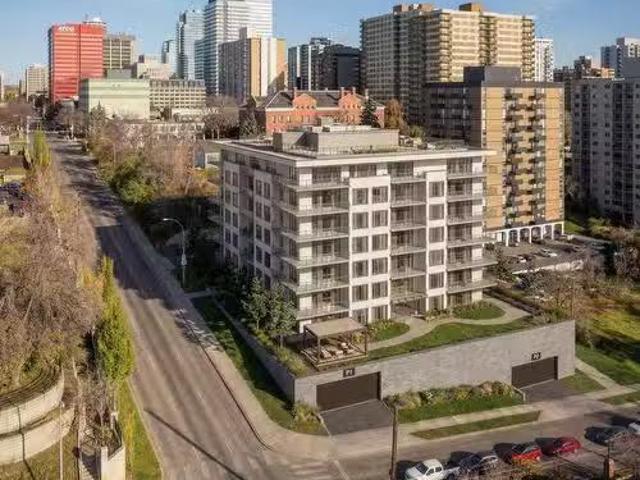 9803/9807/9809 105 Street, Edmonton, AB, T5K 1A7 vacant land.