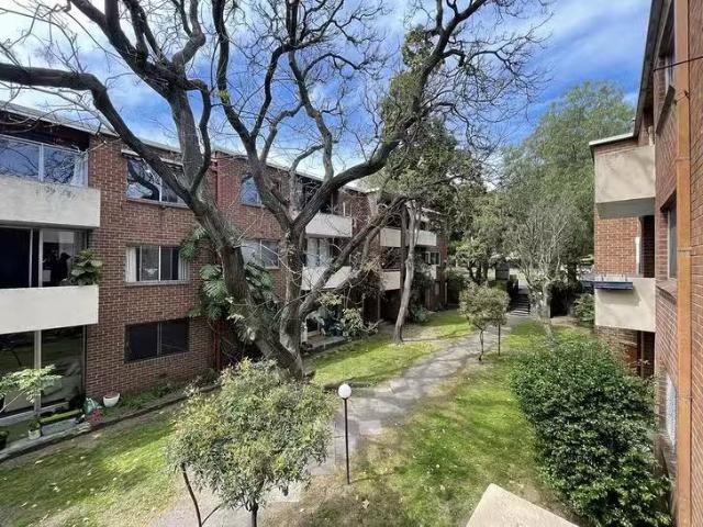 9/80 Oshanassy Street, North Melbourne, VIC 3051