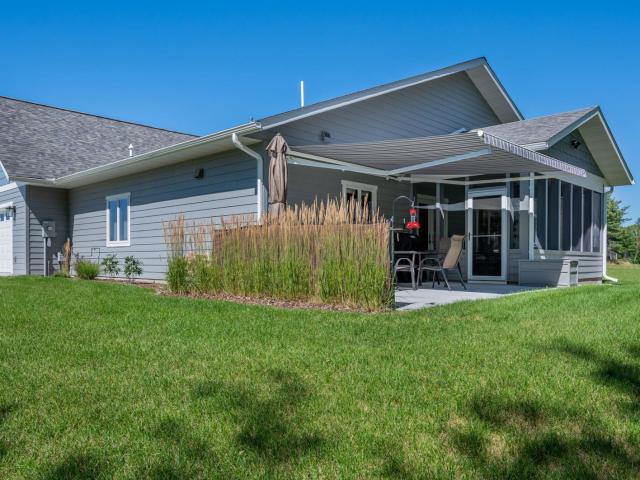 980 SW 22nd
