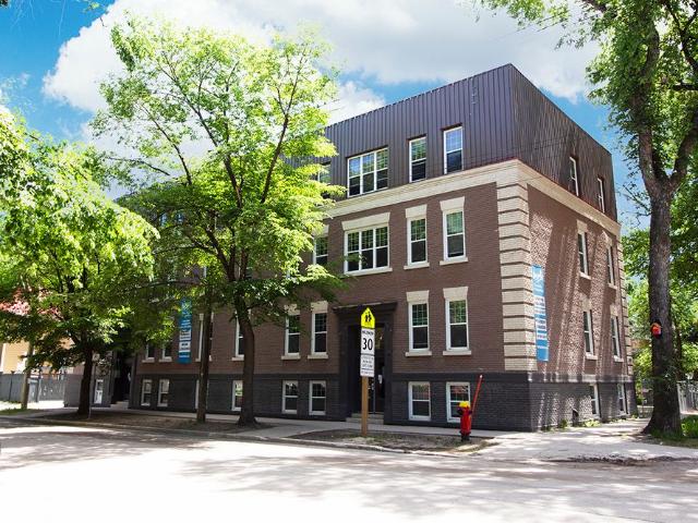 980 Wolseley Apartment