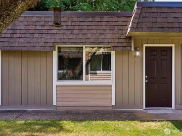 9811 Whitman Avenue SW # 17