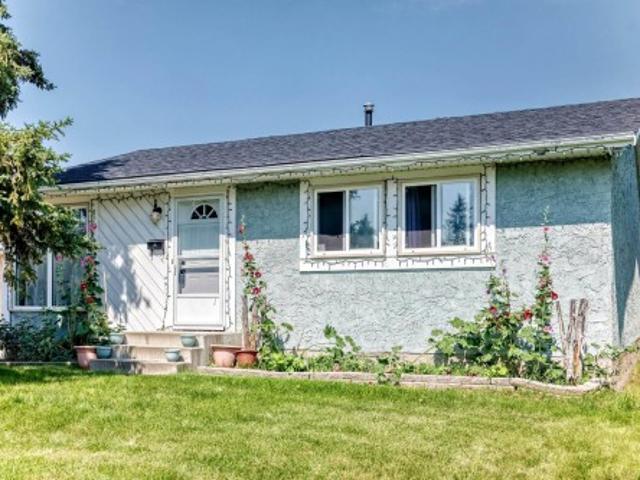 9824 Avenue Nw, Edmonton, AB, T5X 3G4 house for sale | Listing ID E4501 | Royal LePage
