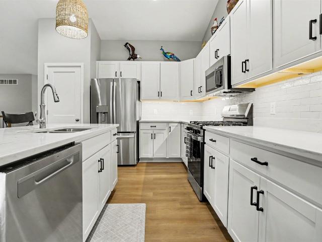 9825 Honey Creek Trail