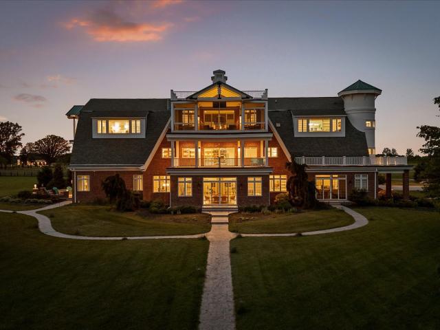 9825 Windy Hills Drive