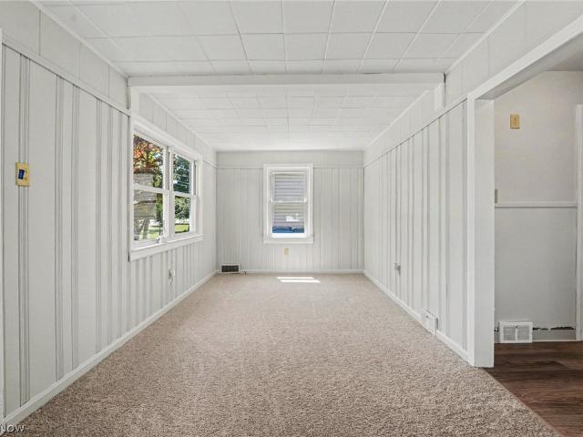982 Shadowrow Avenue