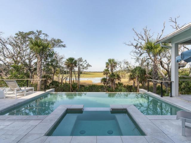 982 Tupelo Bay Drive